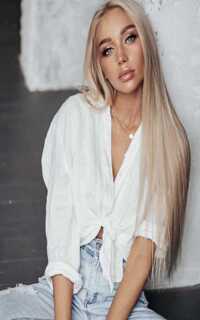 Шлюха Аврора 50606