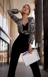 Шлюха Света 56045